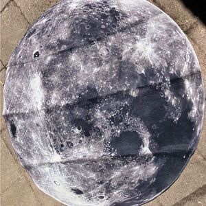 Moon Print Round Rug